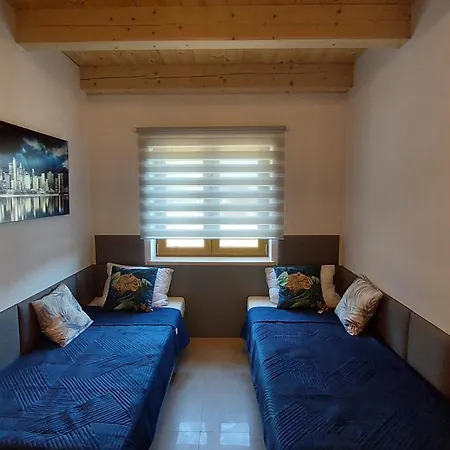 Zakatek 2 * Sosnowka (Jelenia Gora)